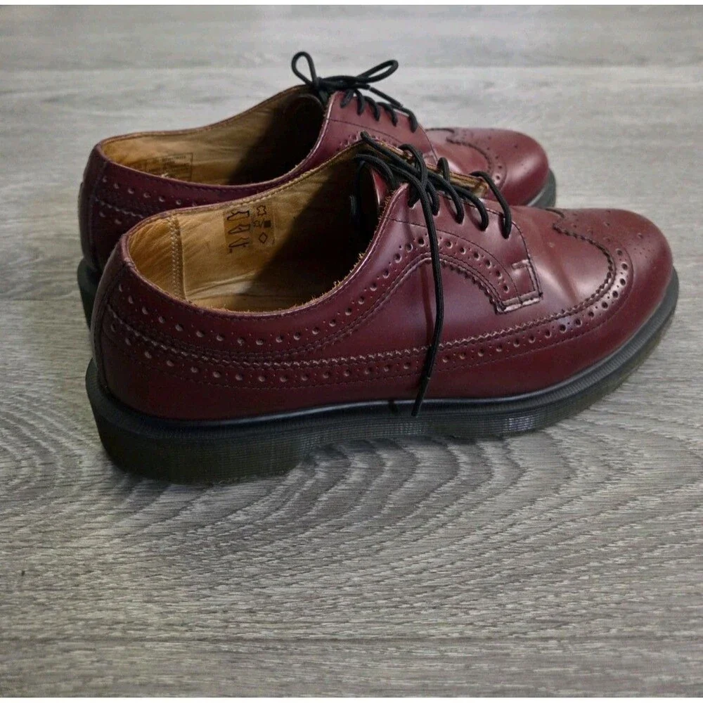 Dr Martens Mens Sz 10 Bordeaux Cherry Red Wingtip  Oxford Brogue Lace Up Shoes